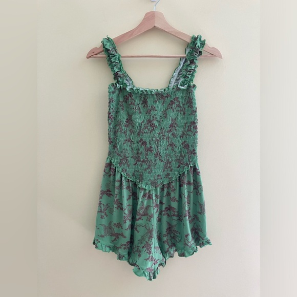 Urban Outfitters Tova Smocked Romper Size Small New Without Tags - Picture 2 of 4